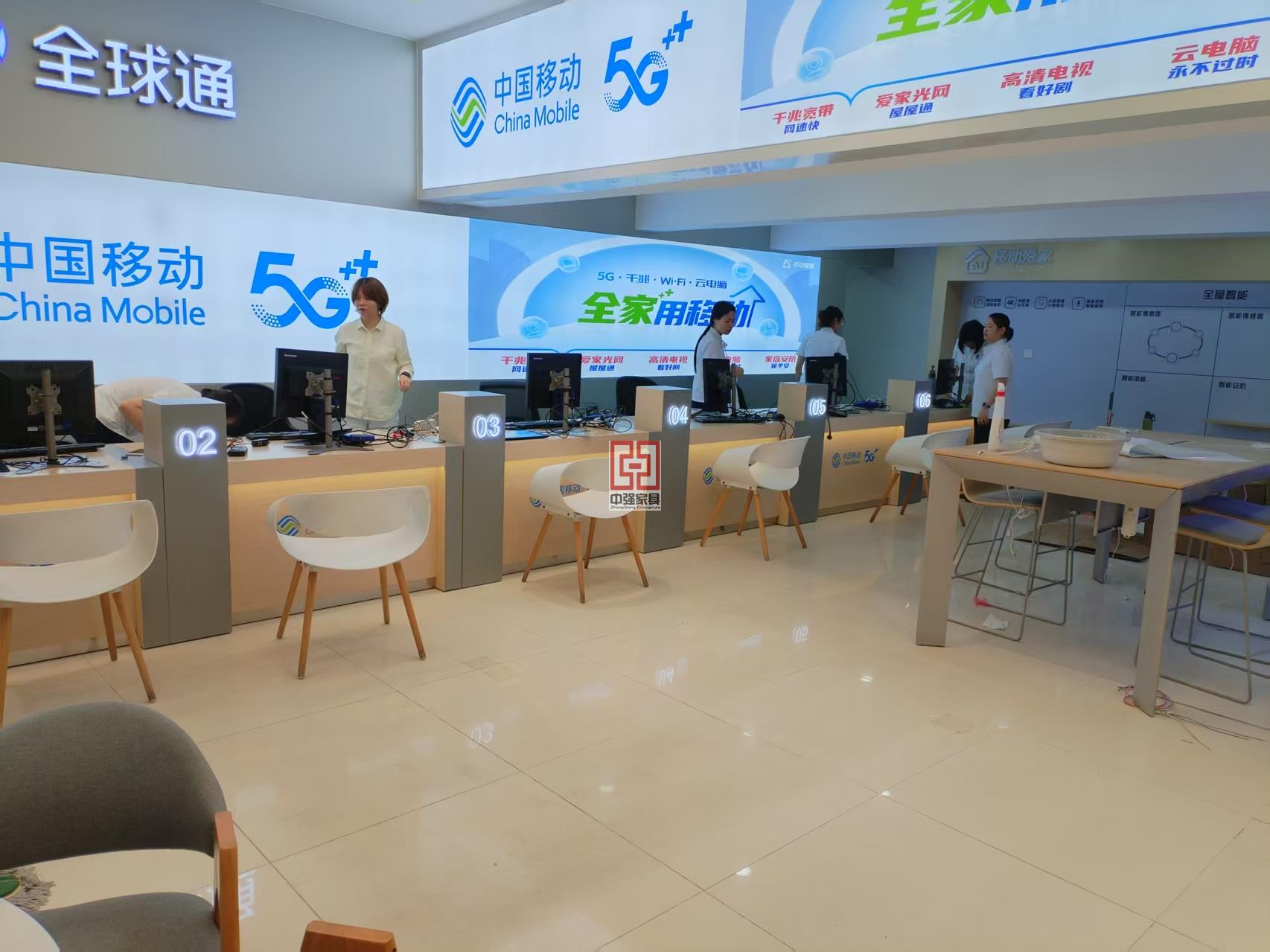營業(yè)廳裝修，展柜定制，手機店鋪裝修，南京中強展柜廠