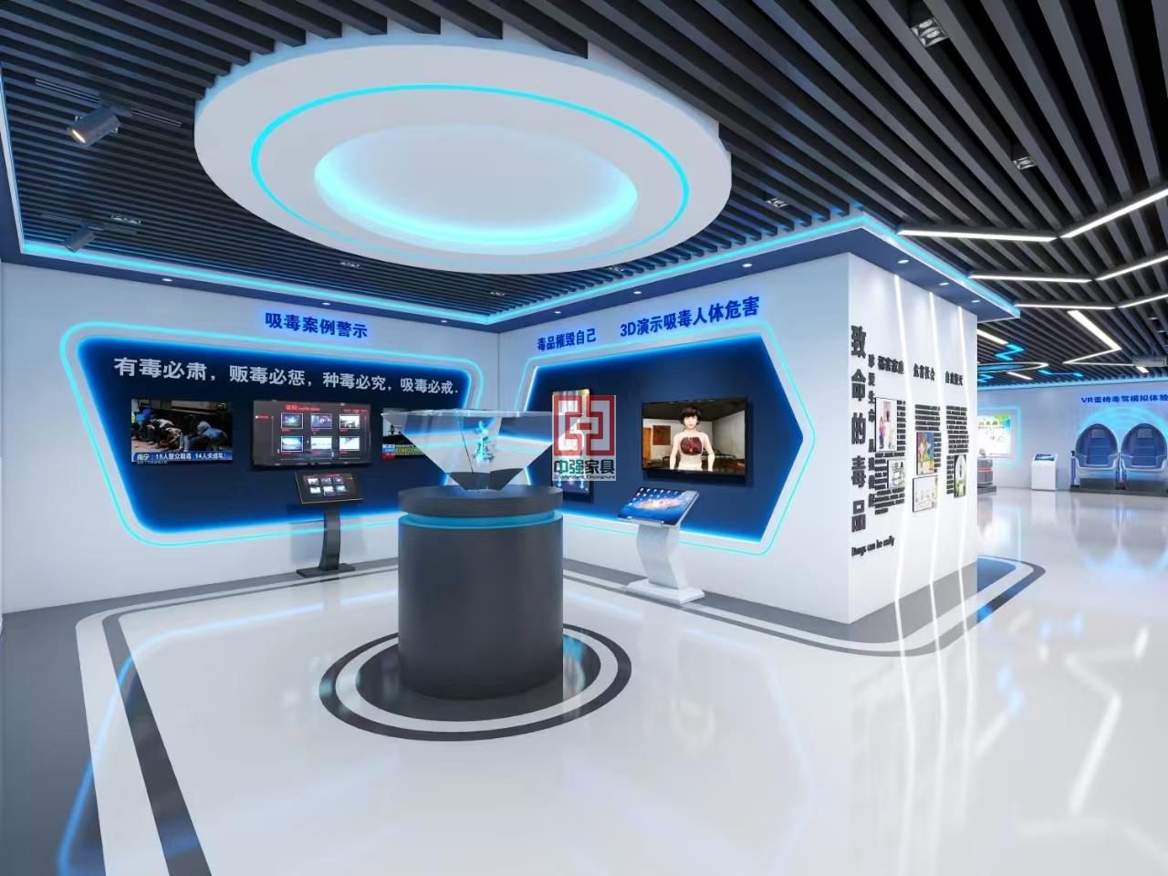 南京中強(qiáng)展柜廠：專業(yè)定制科技展廳與科技展柜，打造未來(lái)感展示空間